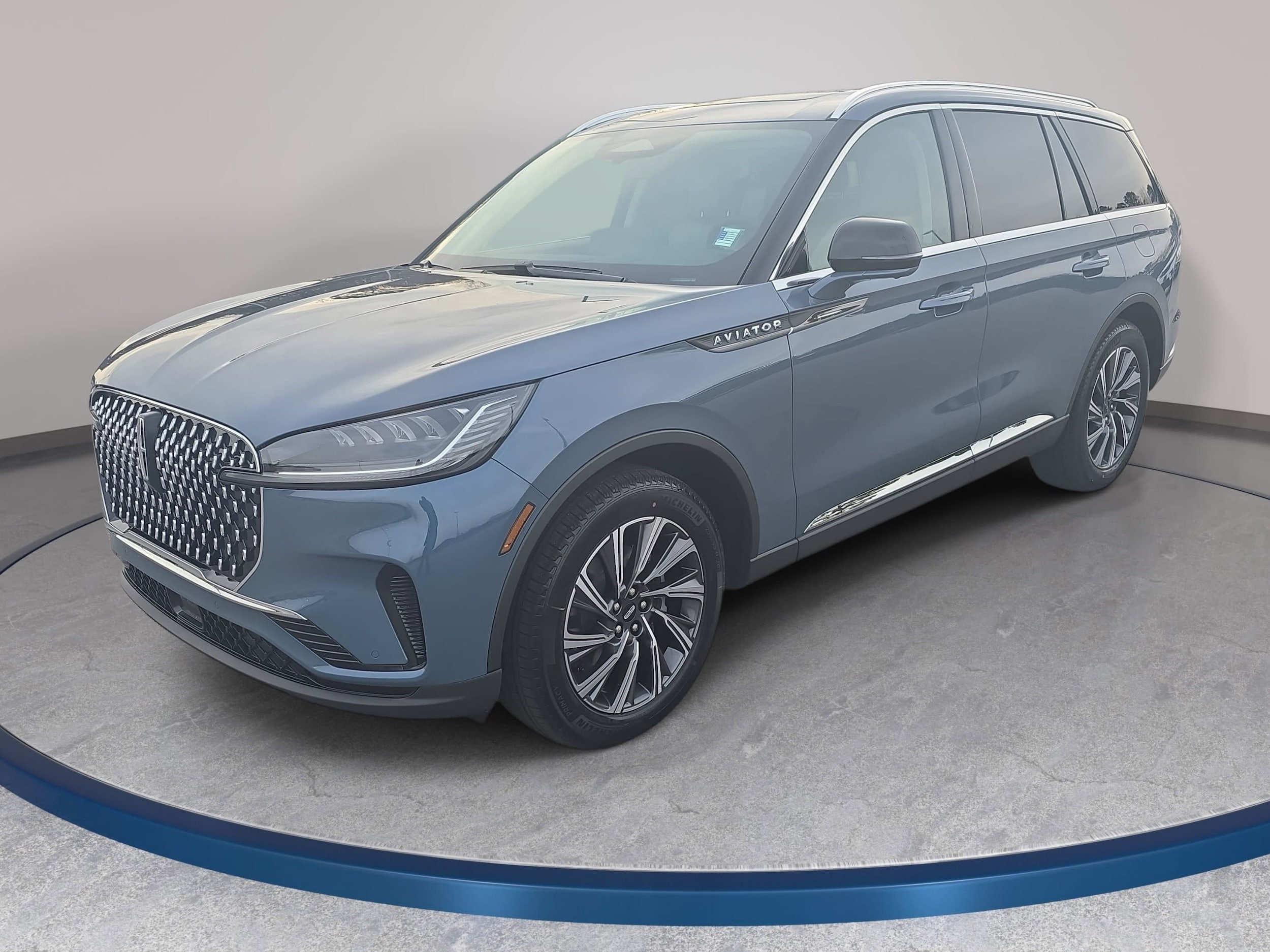 2026 Lincoln Aviator Premiere RWD's photo