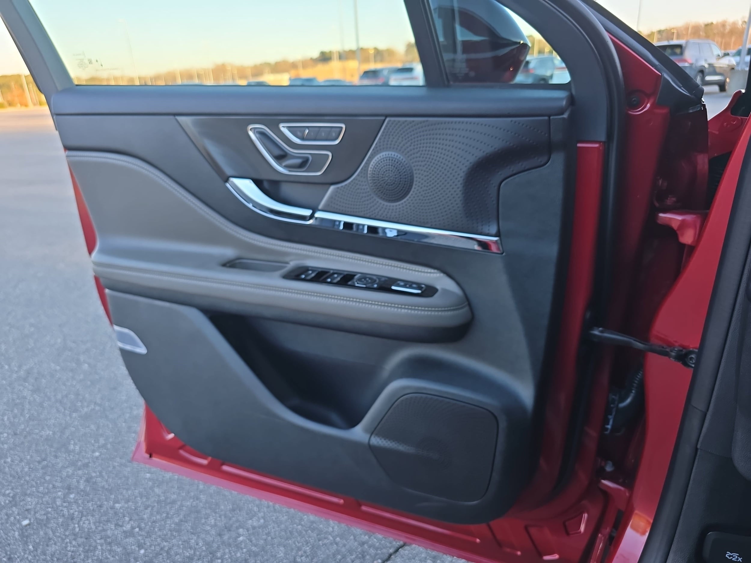 2026 Lincoln Corsair Premiere - Photo 27