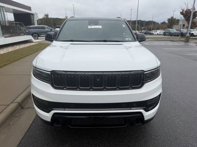 2024 Jeep Grand Wagoneer II Obsidian photo 3