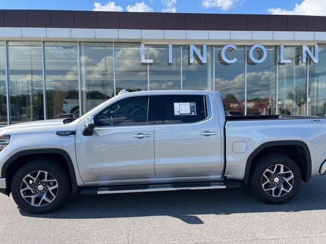 2022 Gmc Sierra 1500 SLT photo 2