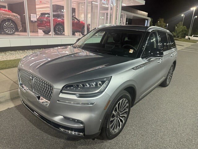2023 Lincoln Aviator Reserve photo 2