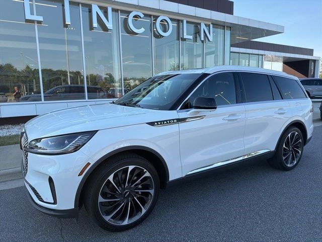 2025 Lincoln Aviator Reserve RWD's photo