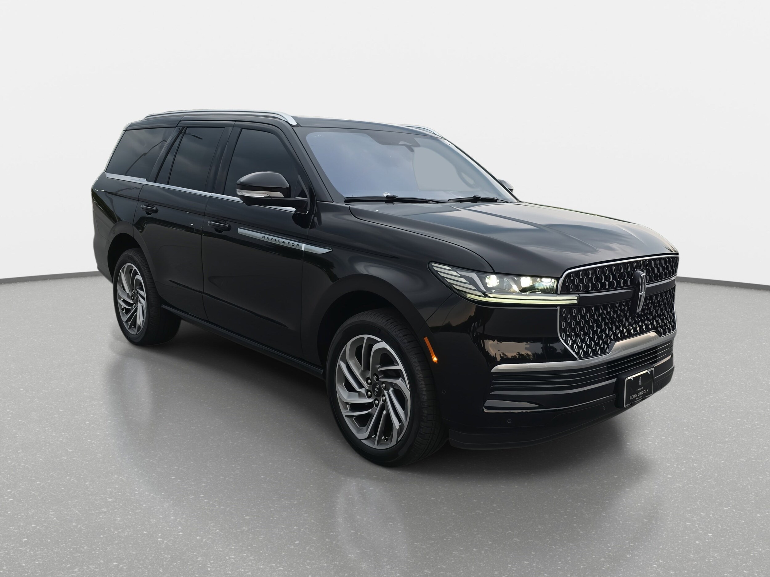 2025 Lincoln Navigator Reserve photo 3