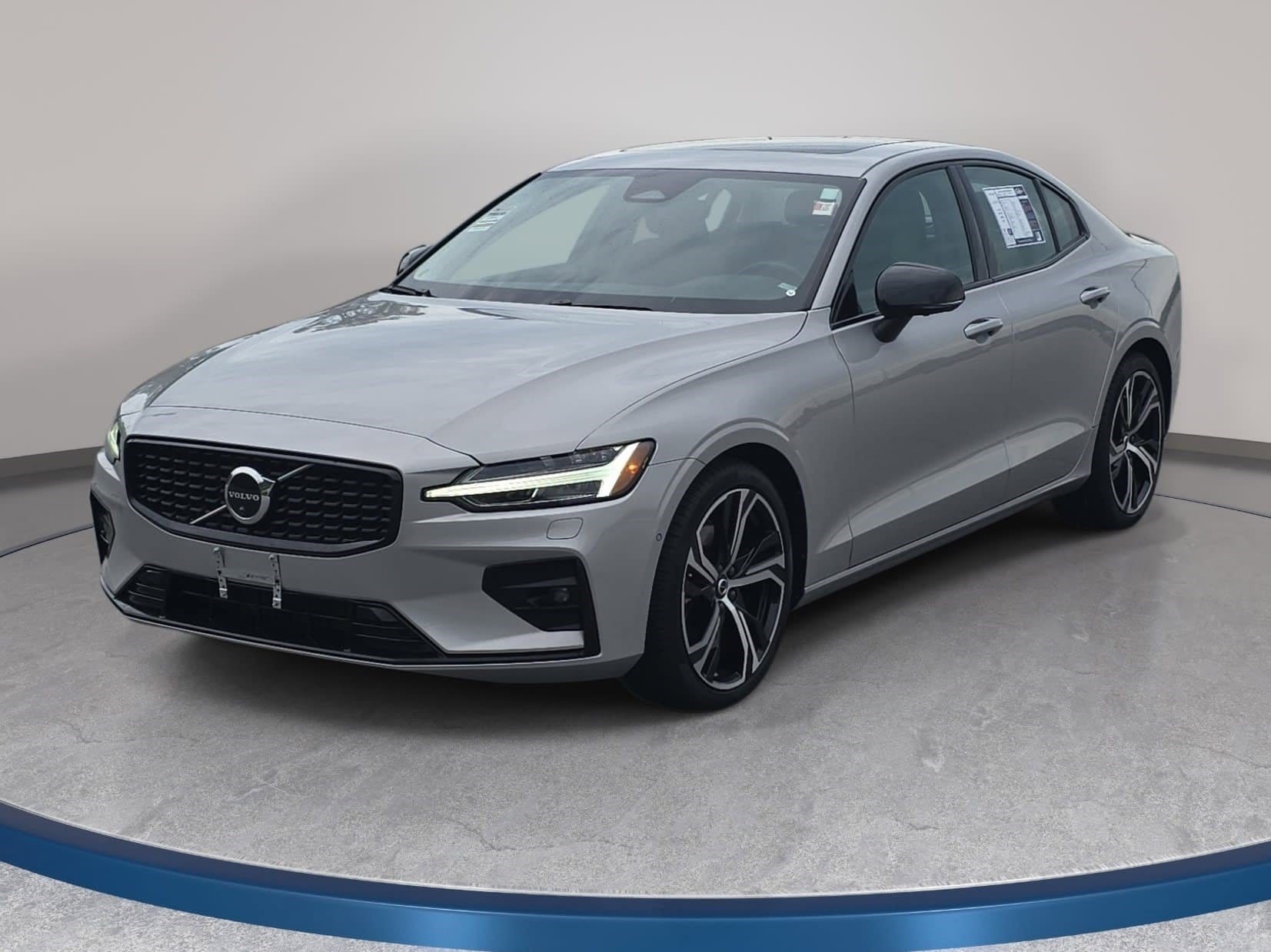 2023 Volvo S60 B5 Plus Dark Theme AWD's photo