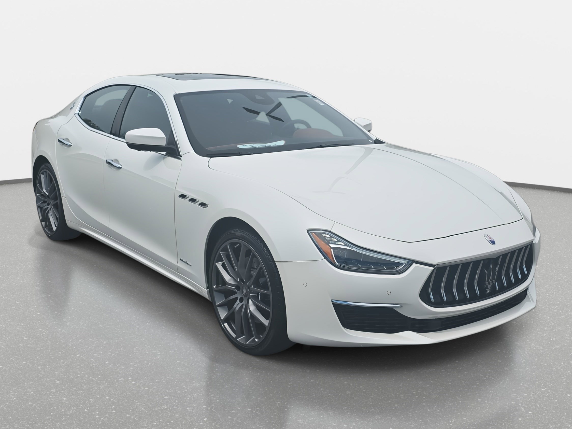 2020 Maserati Ghibli GranLusso photo 2