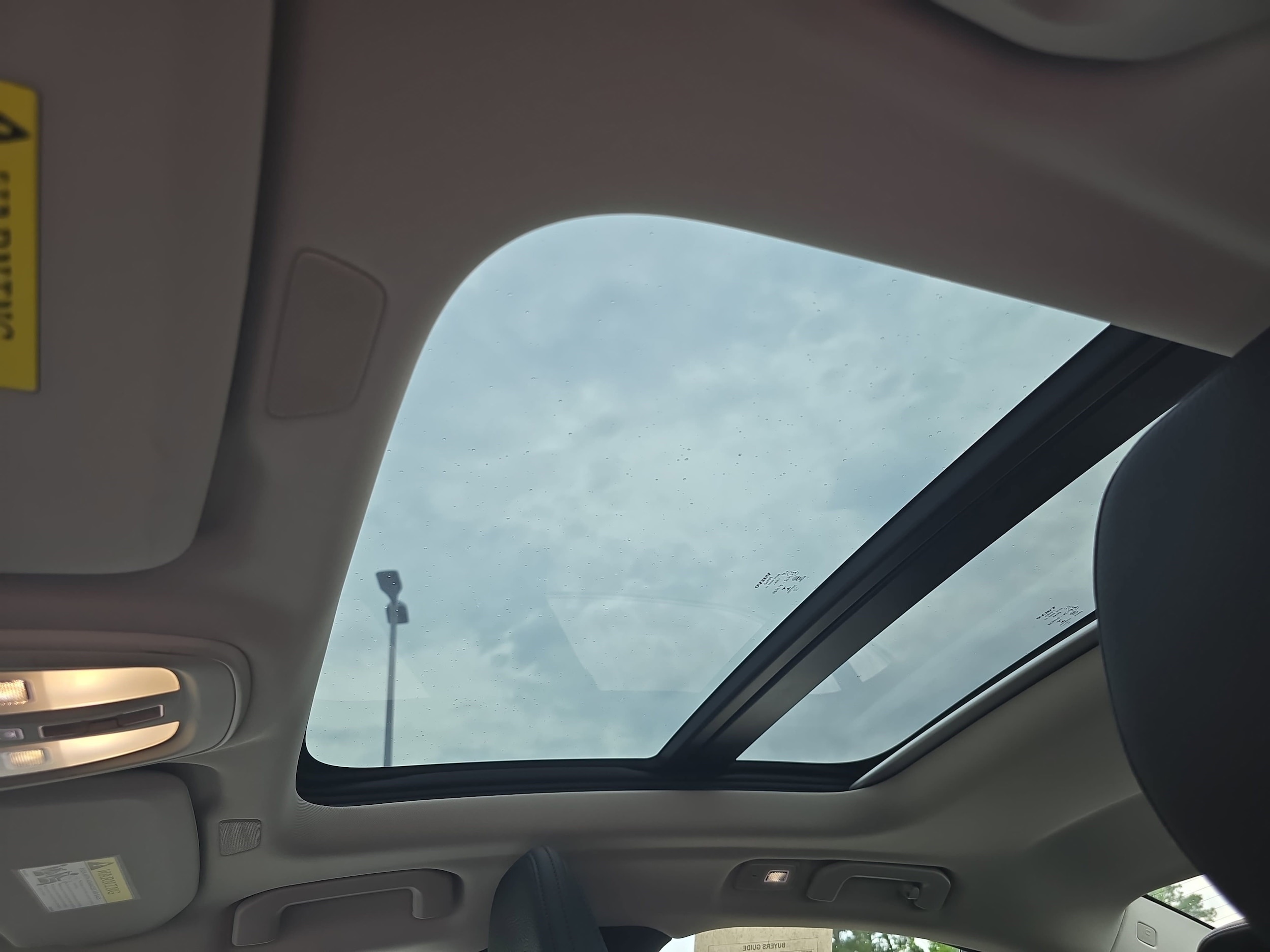 2023 Volvo S60 Plus - Photo 29