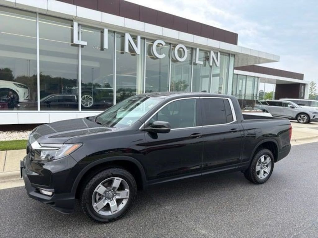 Used 2025 Honda Ridgeline RTL RTL AWD
