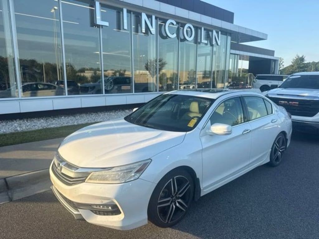 Used 2017 Honda Accord Sedan Touring Touring Auto