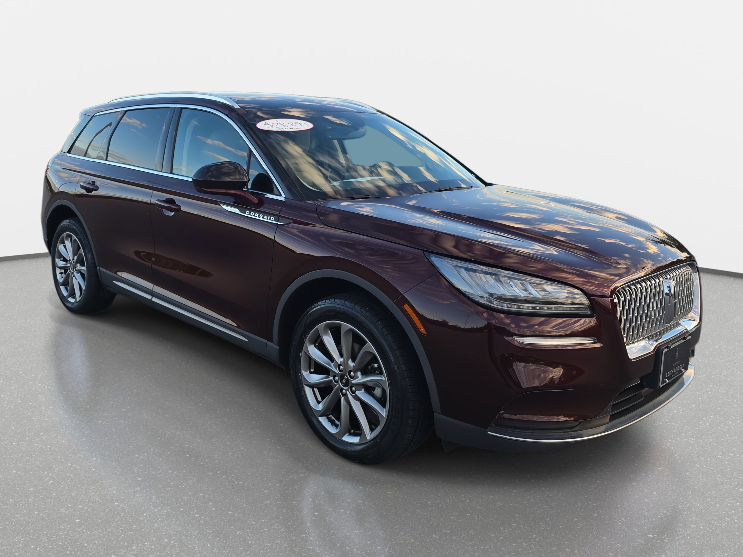 2021 Lincoln Corsair Standard photo 3