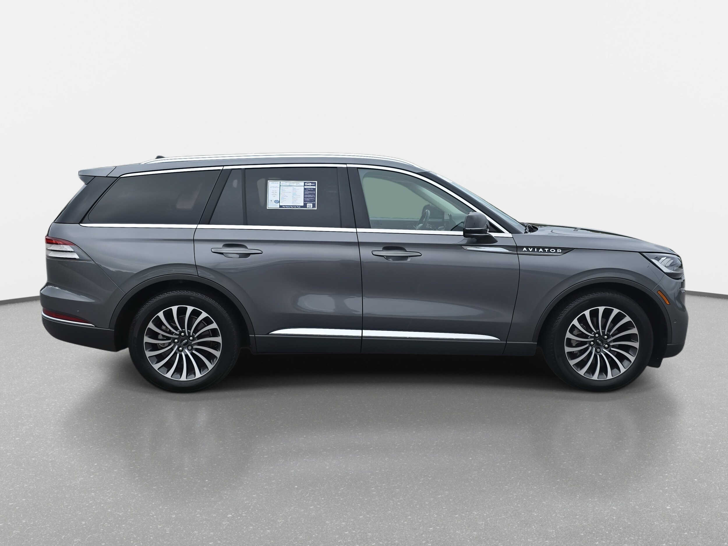 2022 Lincoln Aviator Reserve photo 2