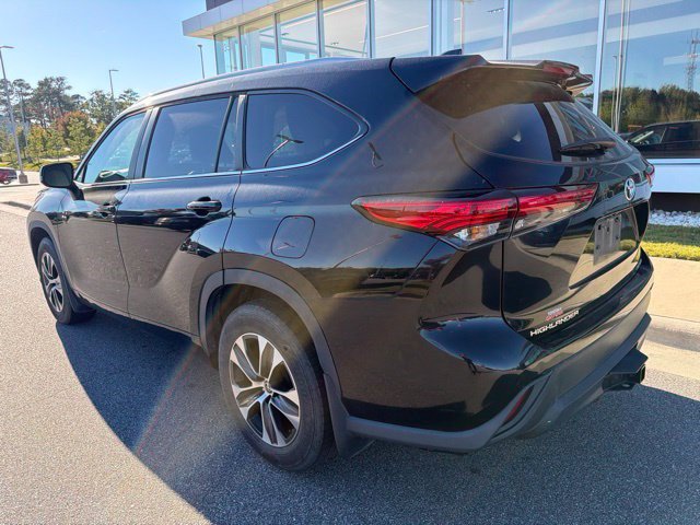 Used 2023 Toyota Highlander XLE XLE AWD