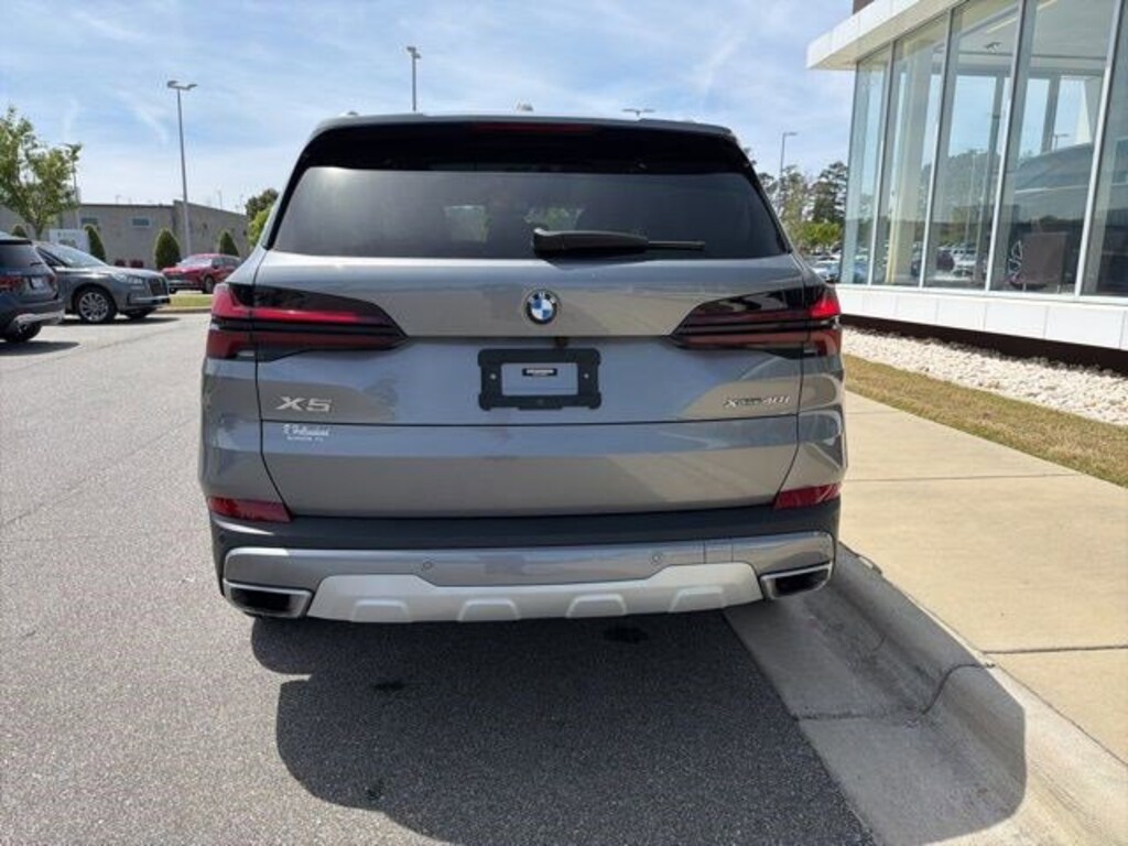 Used 2024 BMW X5 xDrive40i xDrive40i Sports Activity Vehicle