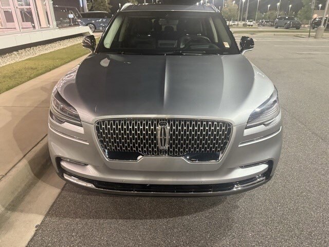 2023 Lincoln Aviator Reserve photo 3