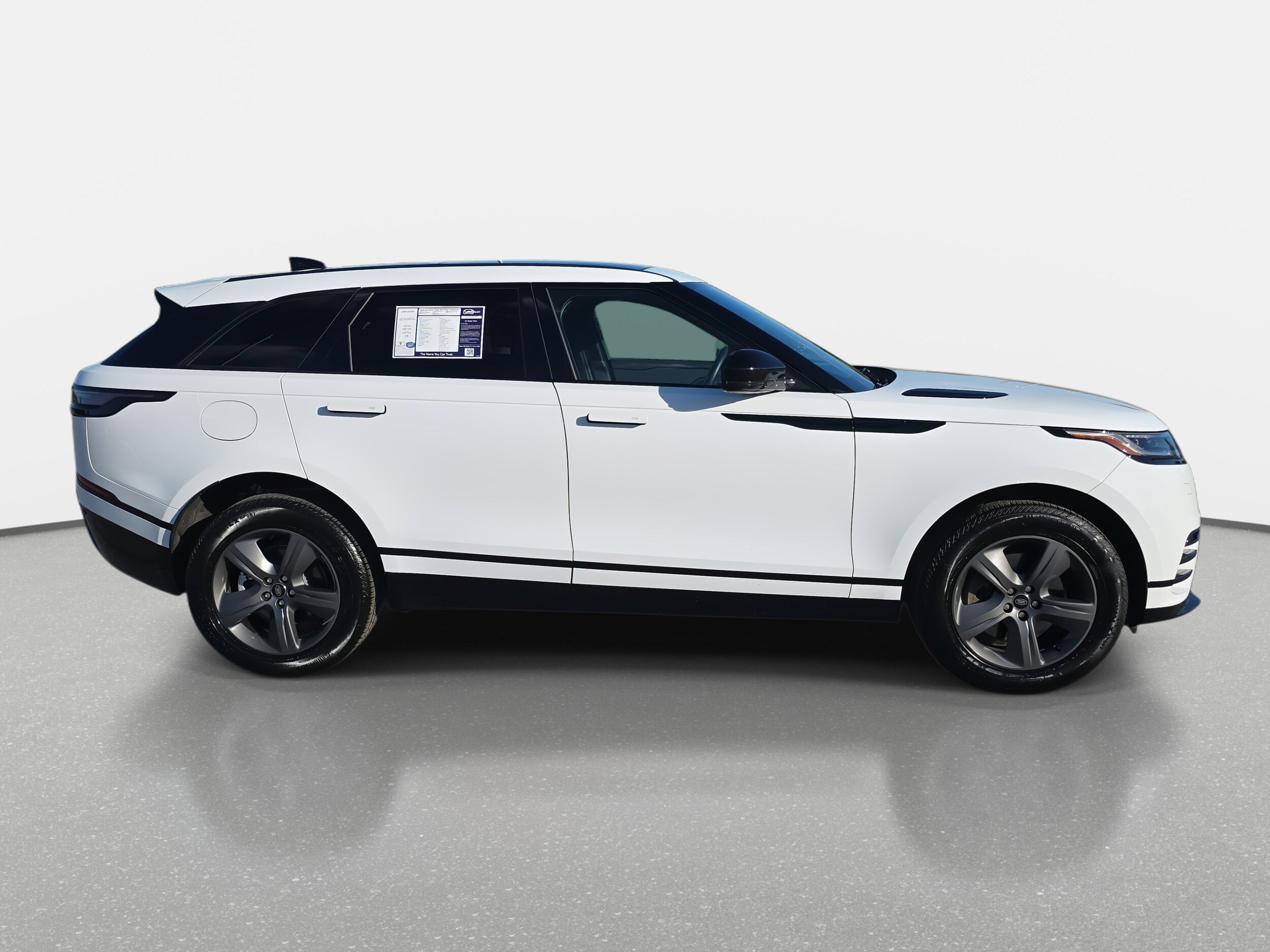 2025 Land Rover Range Rover Velar P250 Dynamic SE photo 4