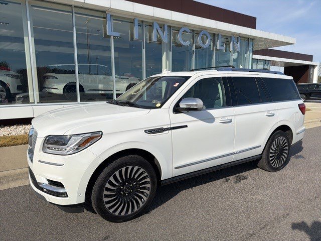2020 Lincoln Navigator Black Label's photo
