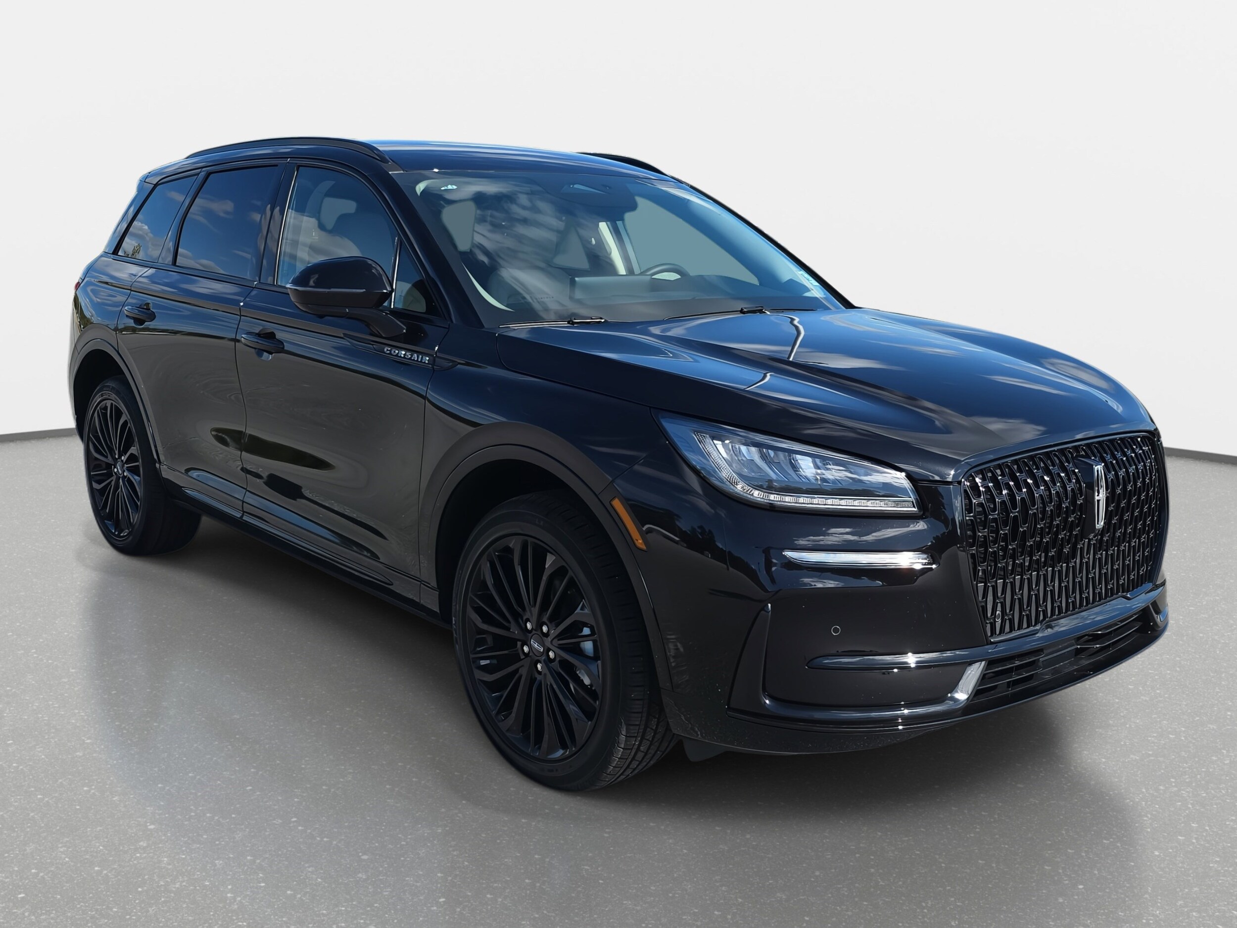 2026 Lincoln Corsair Premiere photo 3