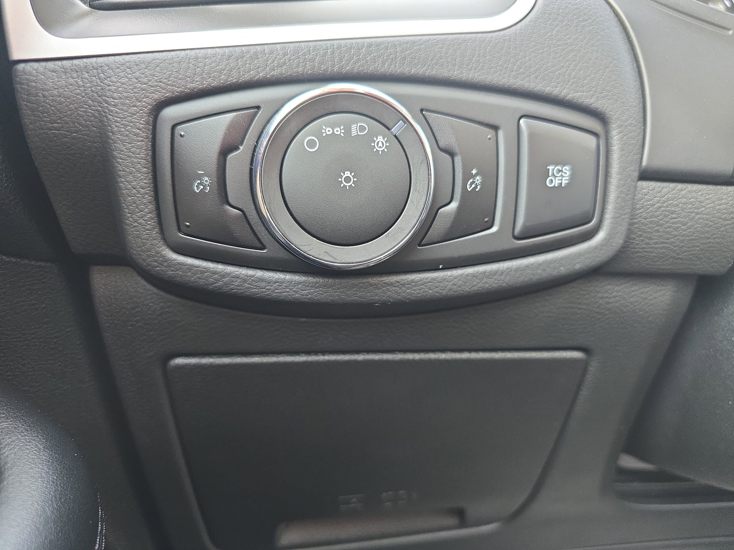 2023 Ford Edge SE - Photo 26