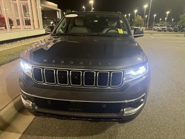 2023 Jeep Wagoneer L Base photo 3