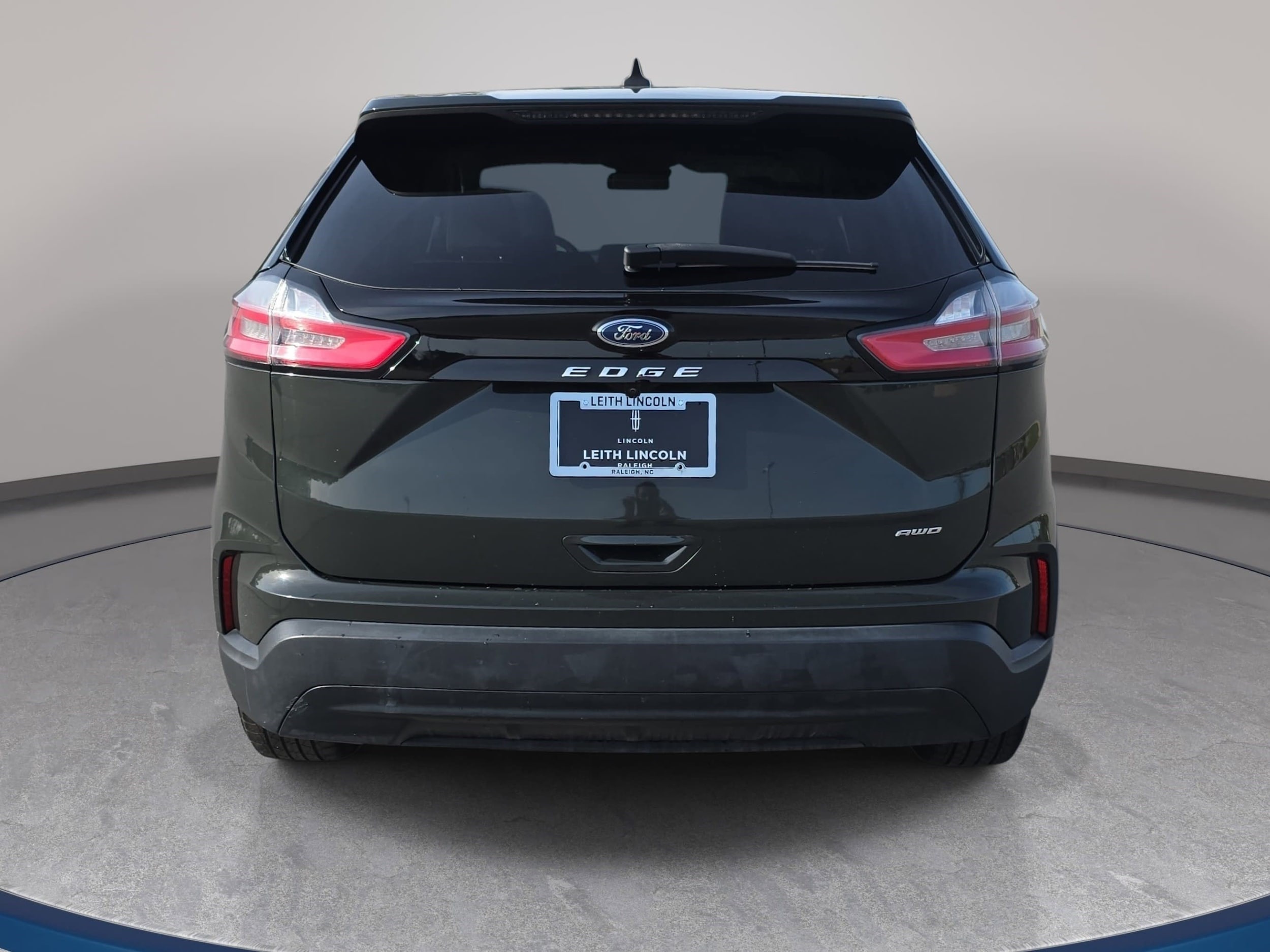 2023 Ford Edge SE - Photo 6