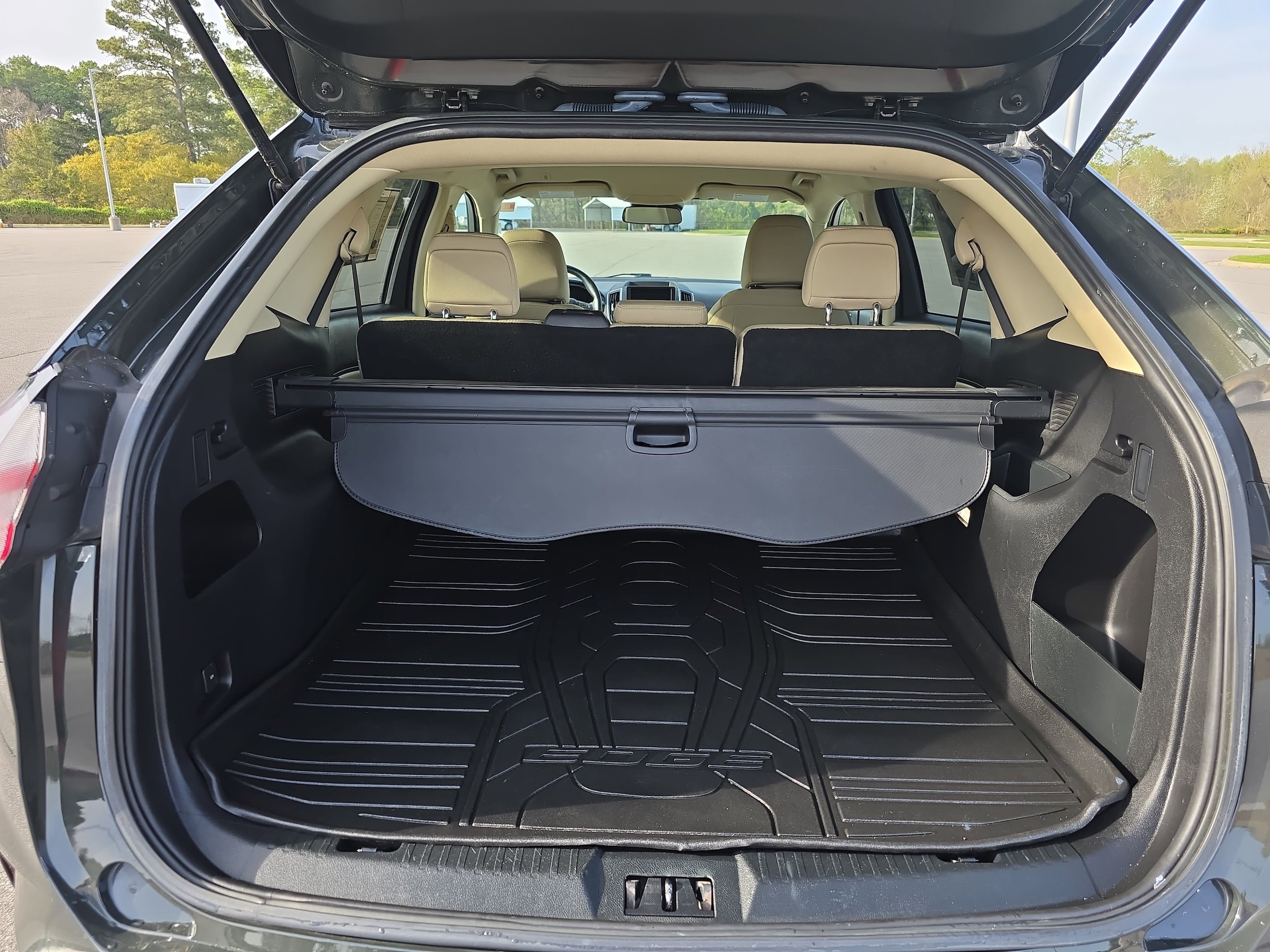 2023 Ford Edge SE - Photo 13