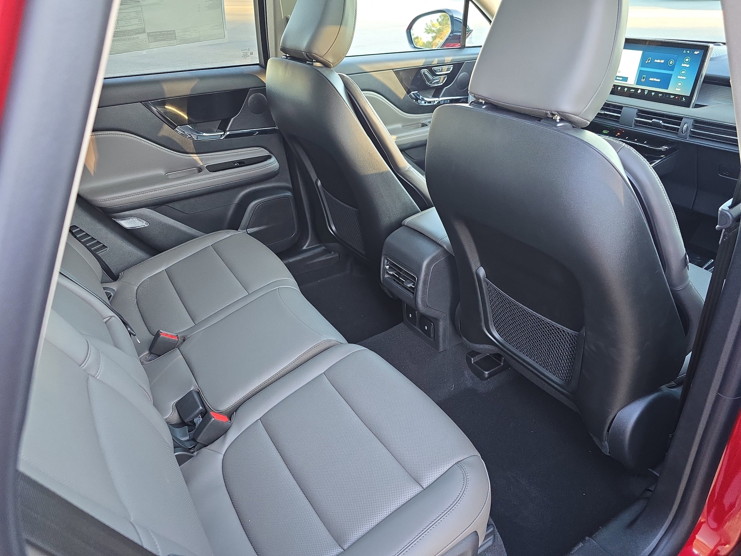 2026 Lincoln Corsair Premiere - Photo 11