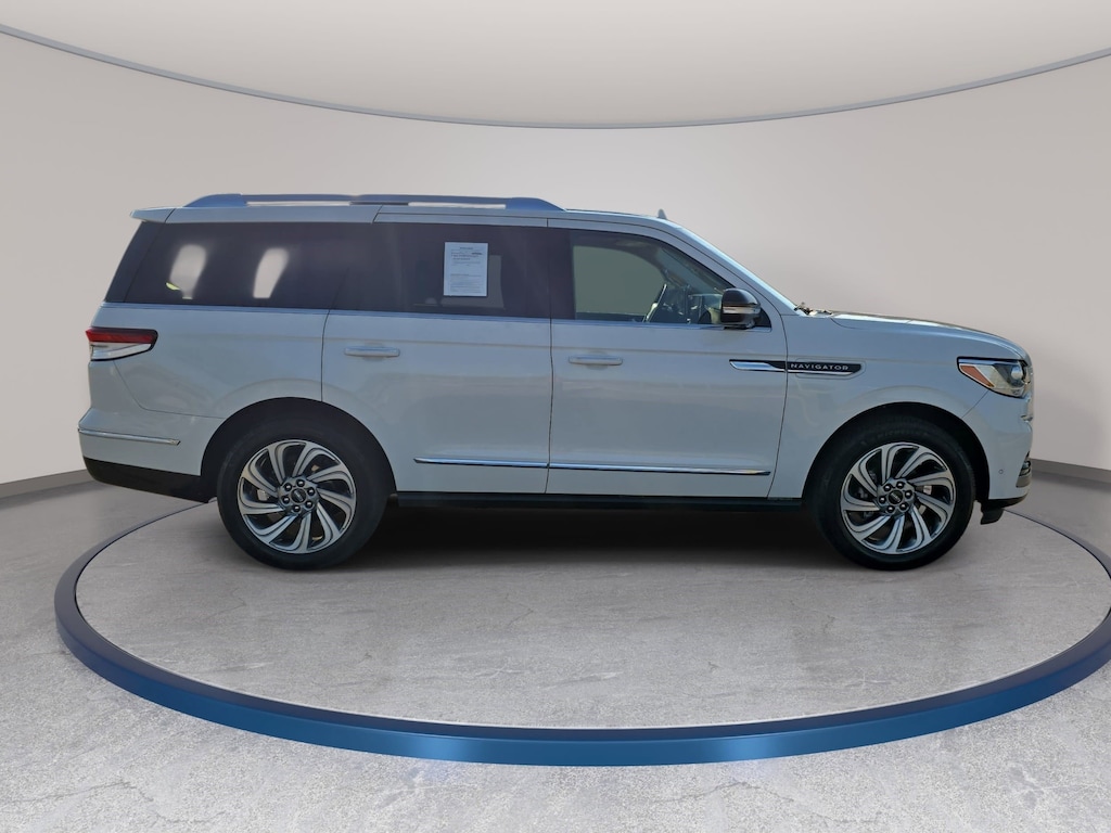 Certified 2023 Lincoln Navigator Reserve Reserve 4x4