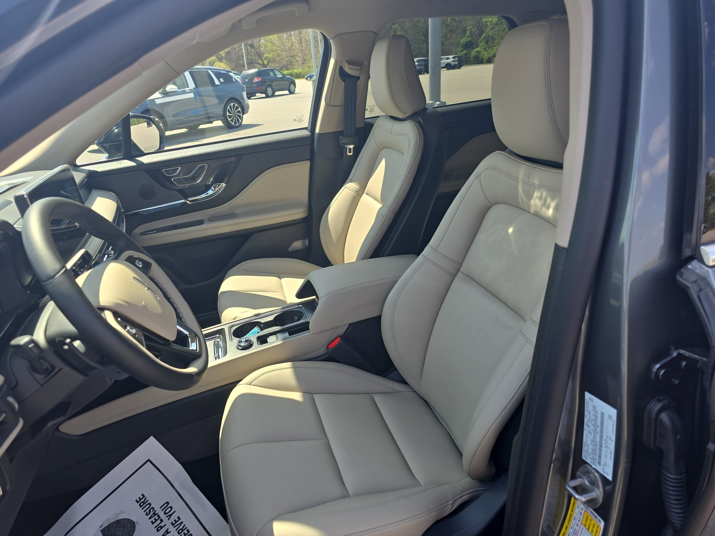 2026 Lincoln Corsair Premiere - Photo 14