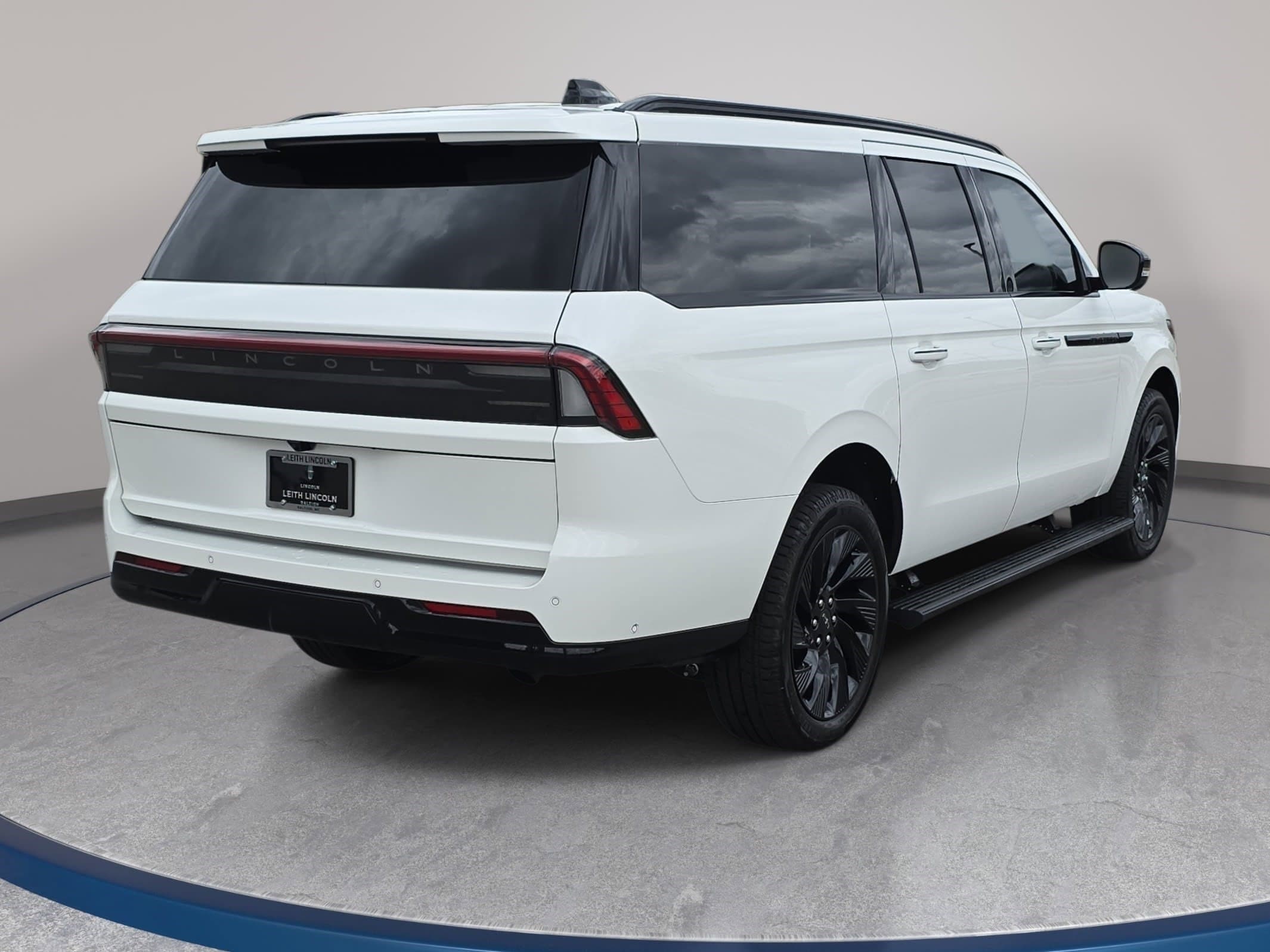 2025 Lincoln Navigator Reserve L - Photo 5