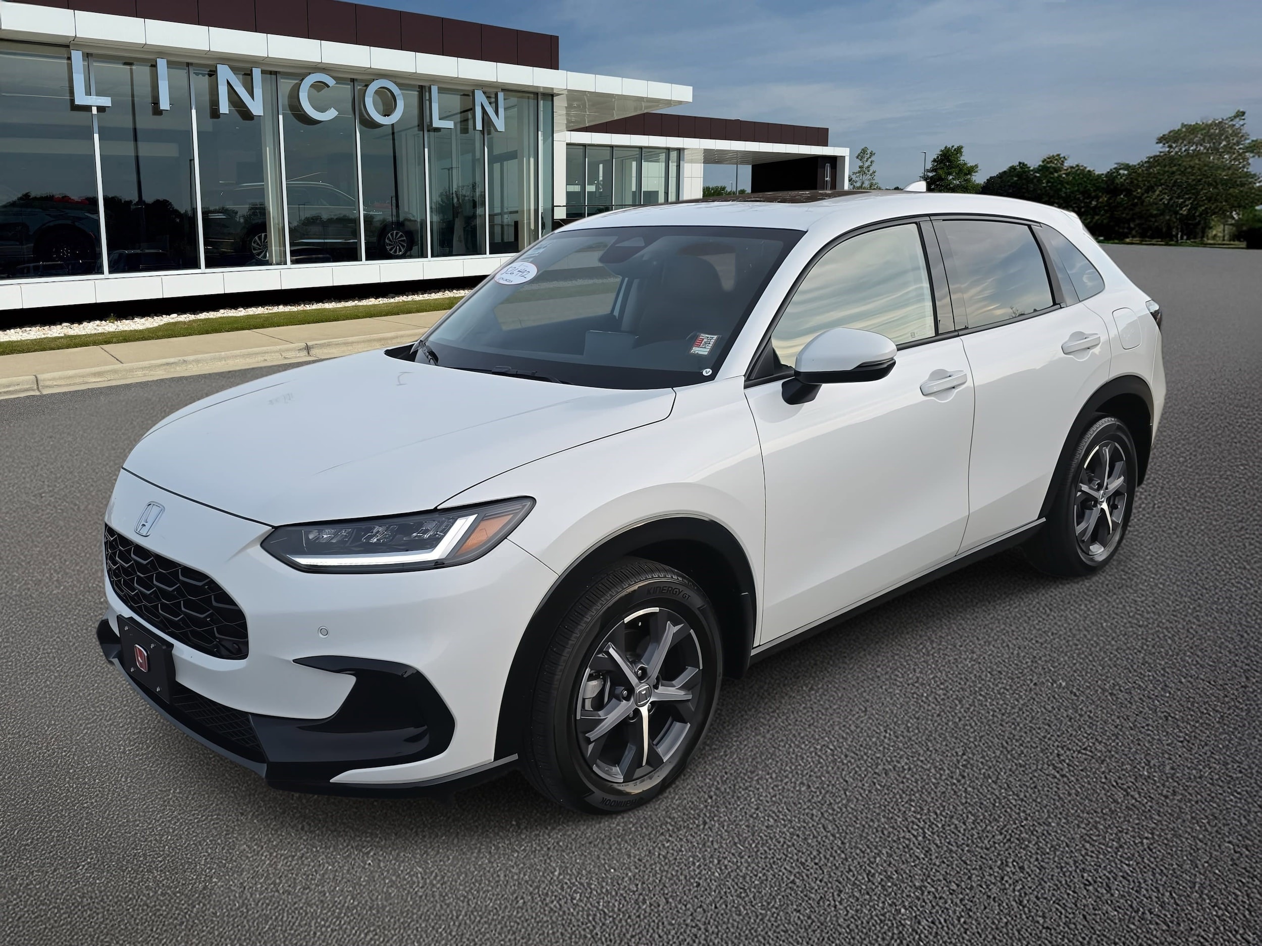 2023 Honda HR-V EX-L's photo