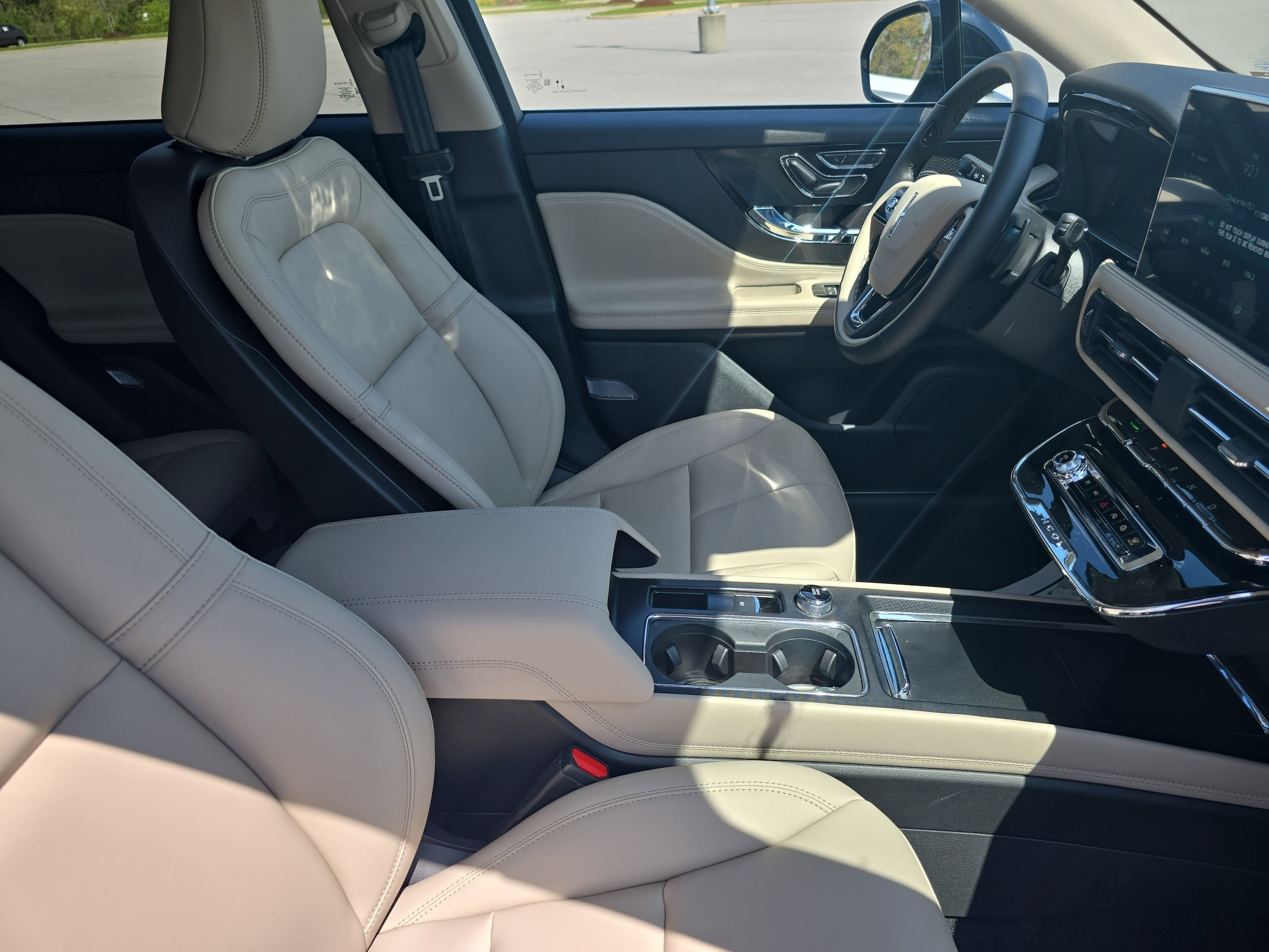 2026 Lincoln Corsair Premiere - Photo 10