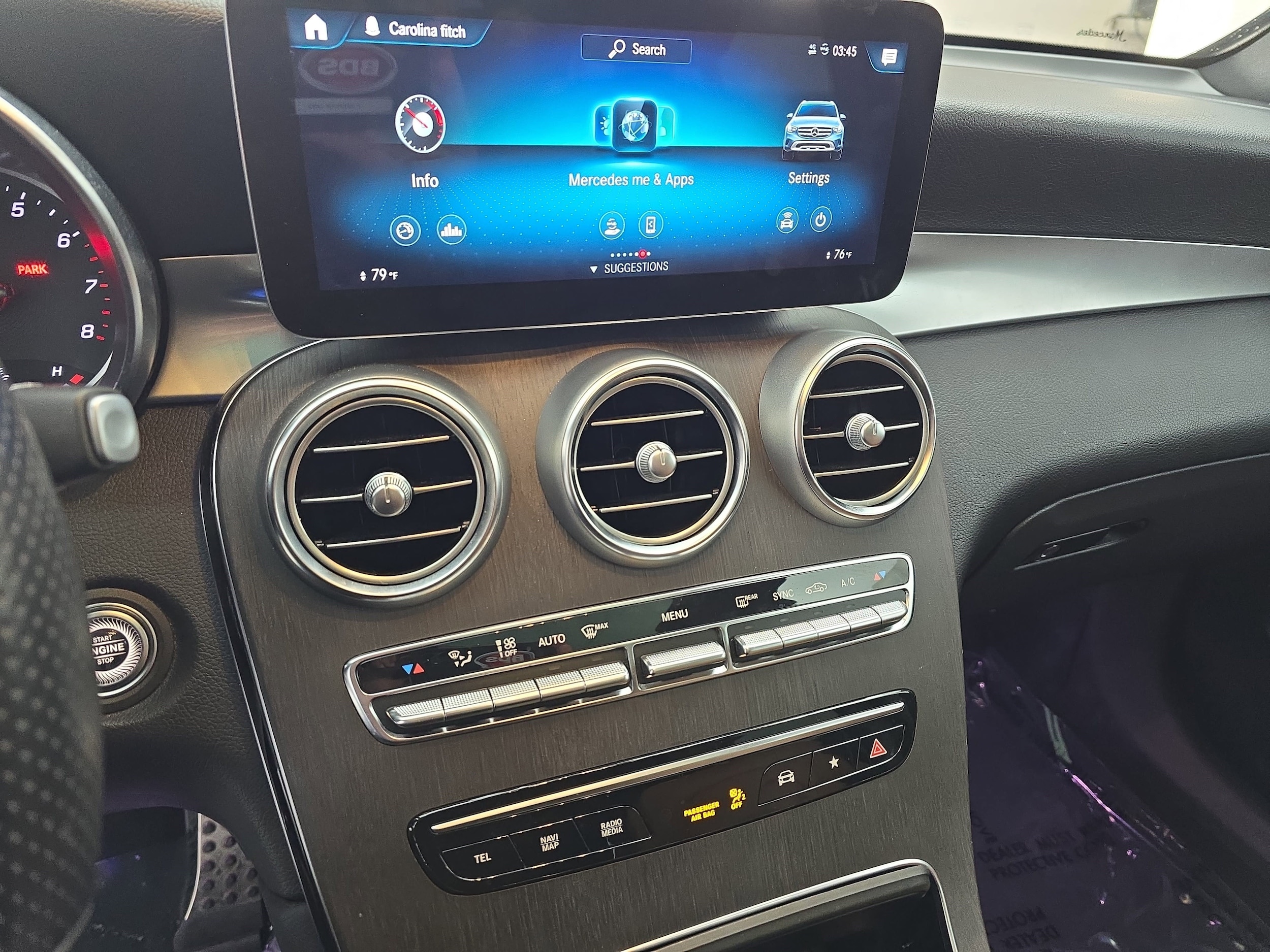 2022 Mercedes-Benz GLC GLC300 - Photo 20