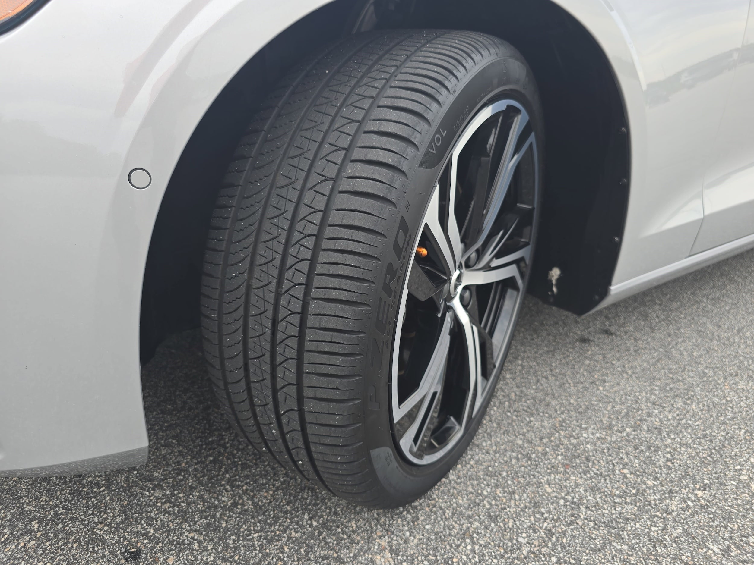 2023 Volvo S60 Plus - Photo 32