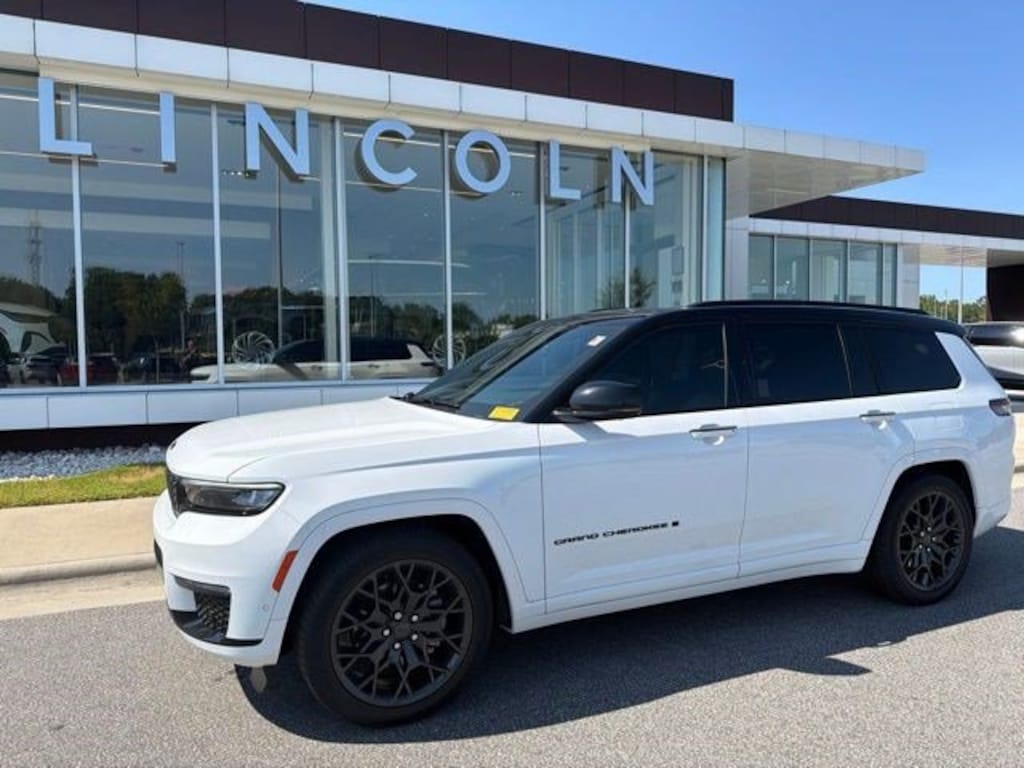 Used 2025 Jeep Grand Cherokee L Summit Reserve Summit Reserve 4x4