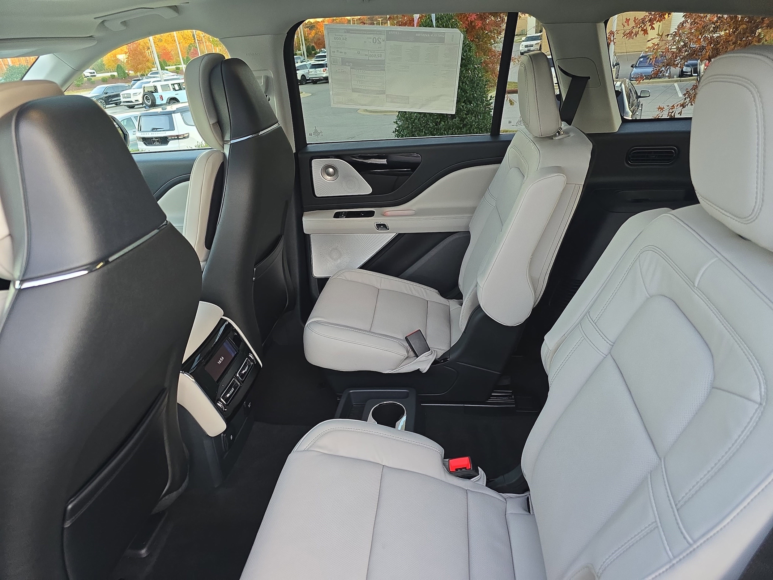 2026 Lincoln Aviator Reserve - Photo 14