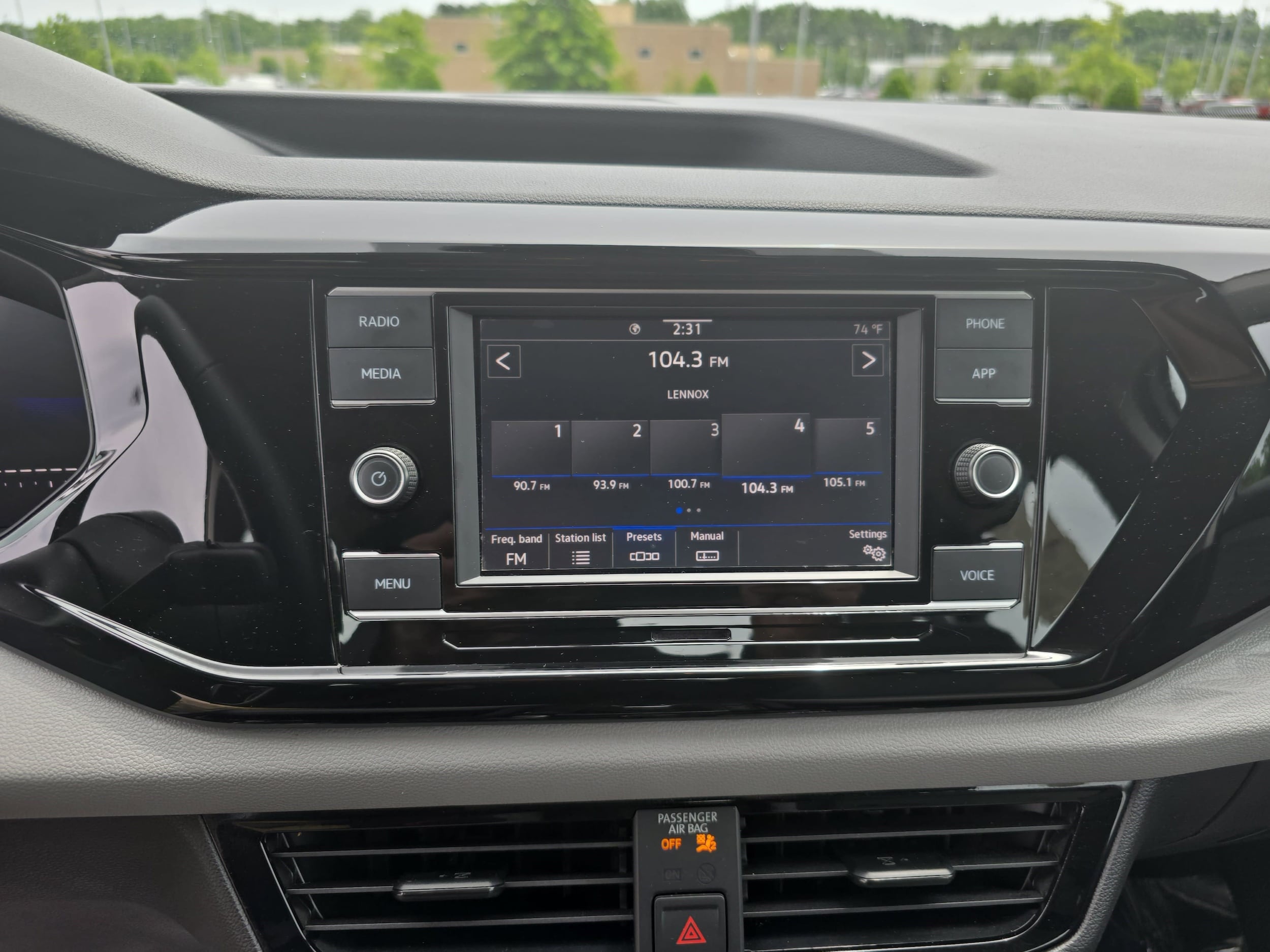 2024 Volkswagen Taos S - Photo 21