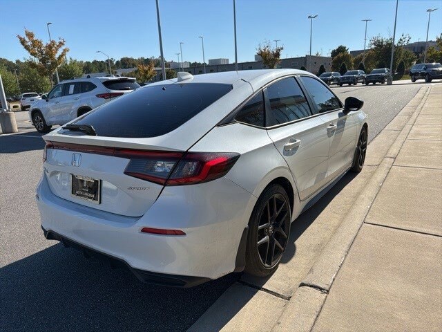 2024 Honda Civic Hatchback Sport photo 4