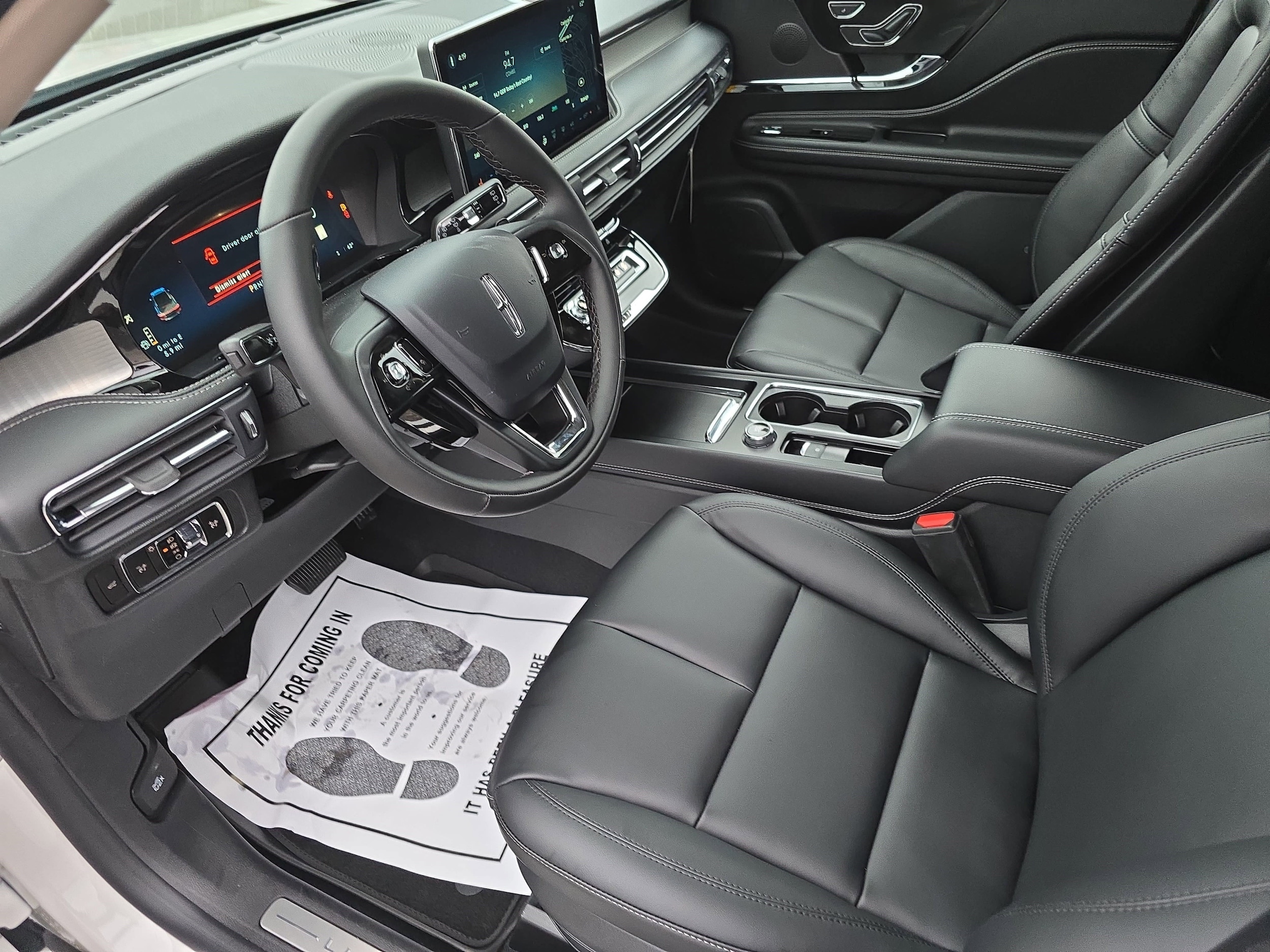 2026 Lincoln Corsair Premiere - Photo 15