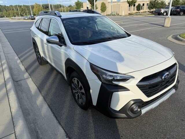 2024 Subaru Outback Touring XT photo 4