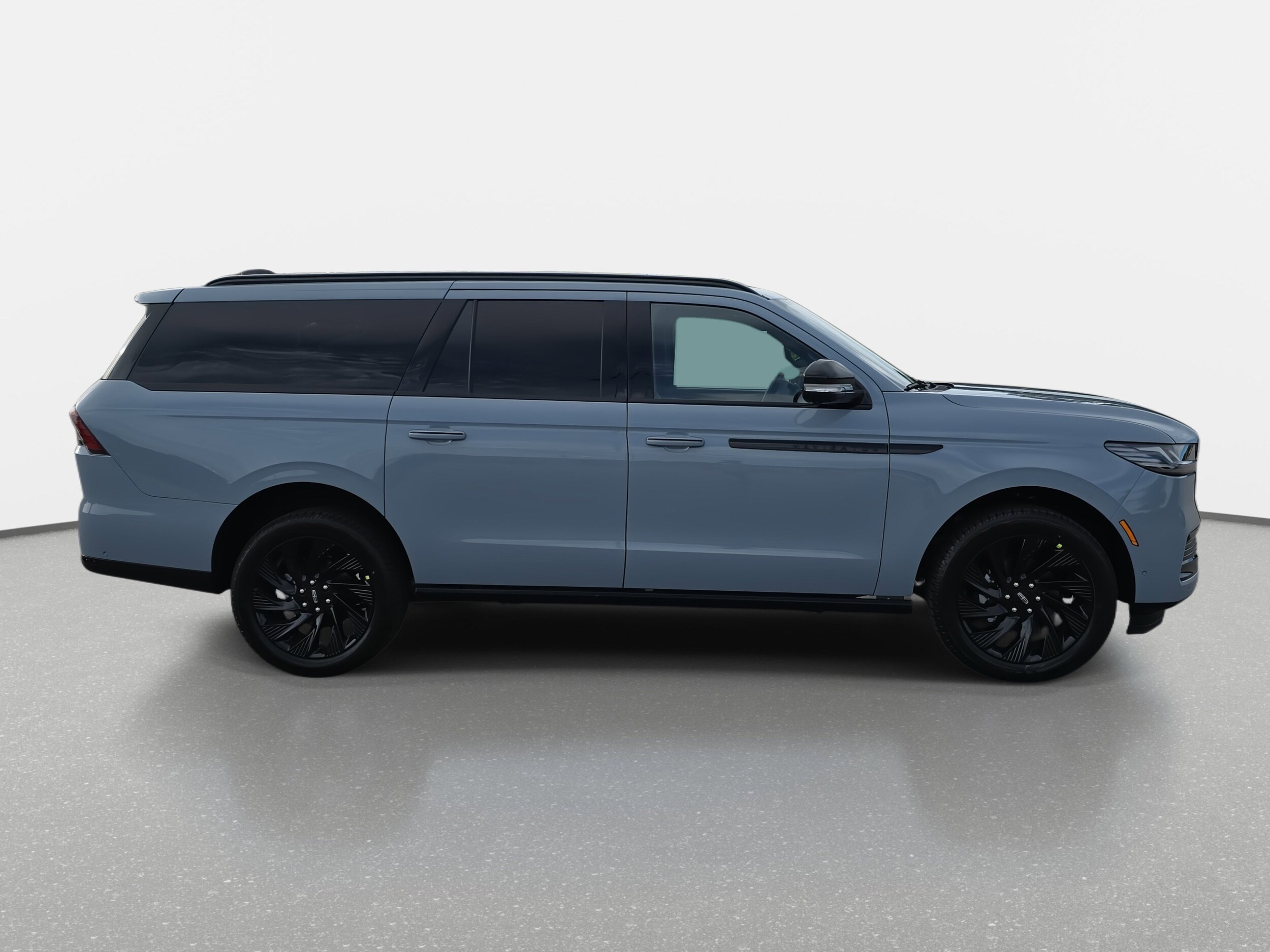 2025 Lincoln Navigator L Reserve photo 2
