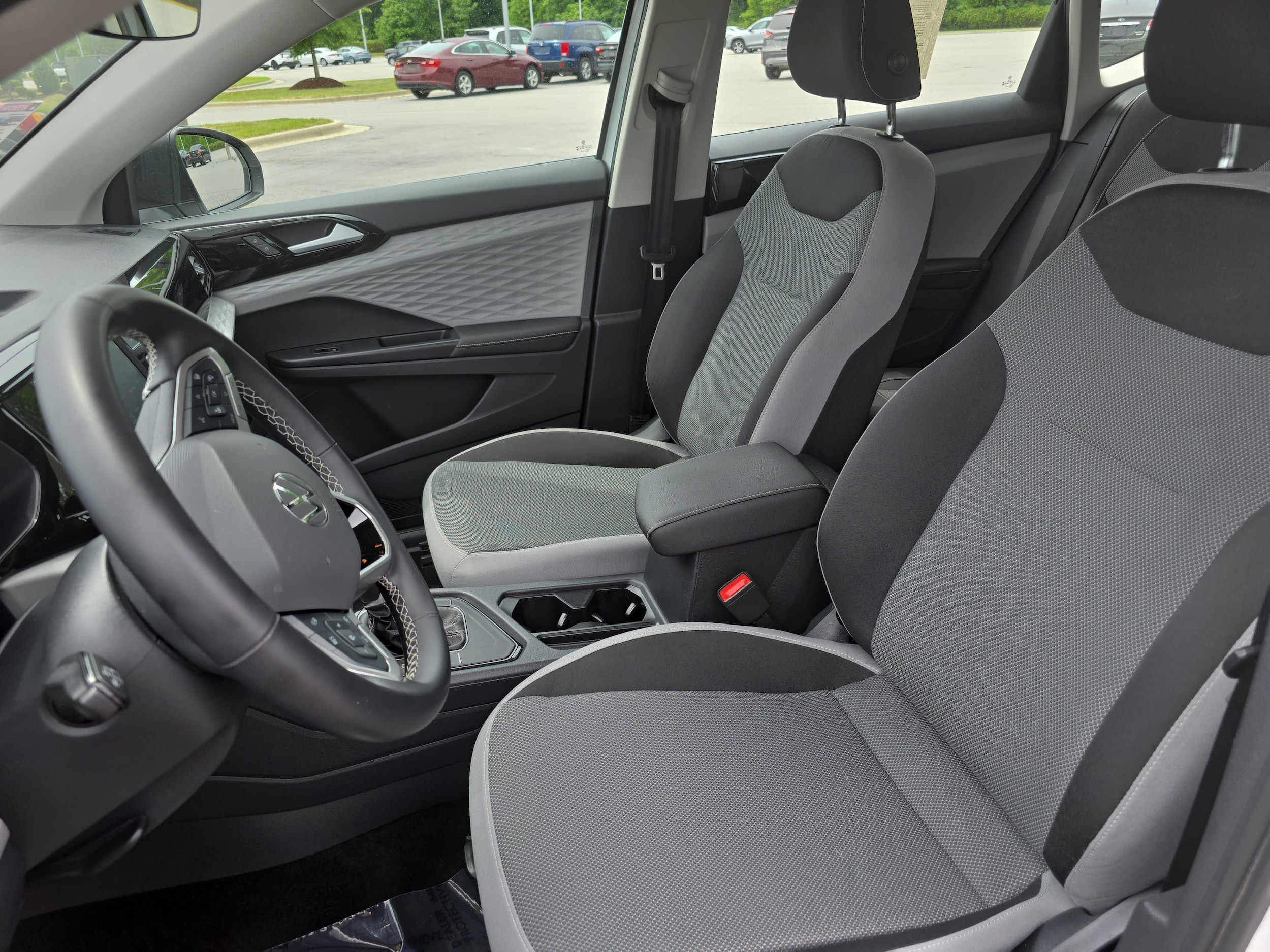 2024 Volkswagen Taos S - Photo 14