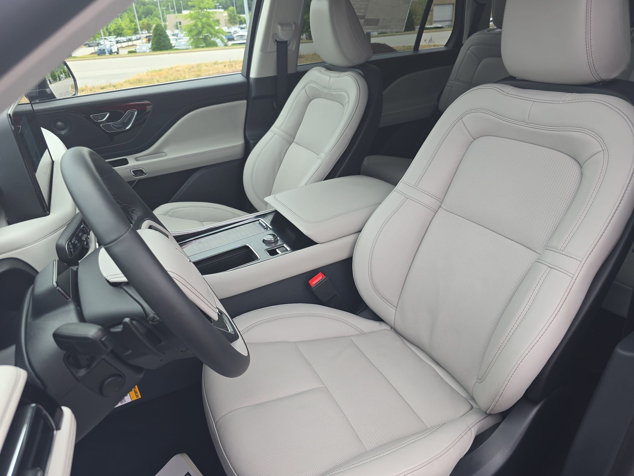2026 Lincoln Aviator Reserve - Photo 15