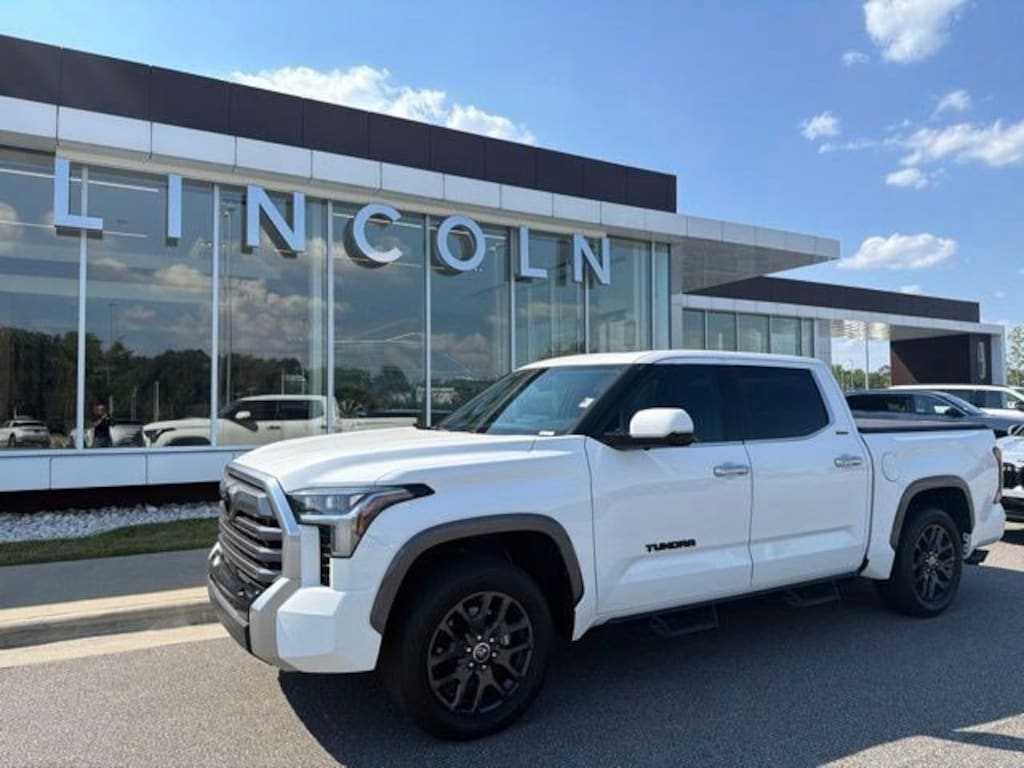 Used 2022 Toyota Tundra 4WD Limited Limited CrewMax 5.5 Bed