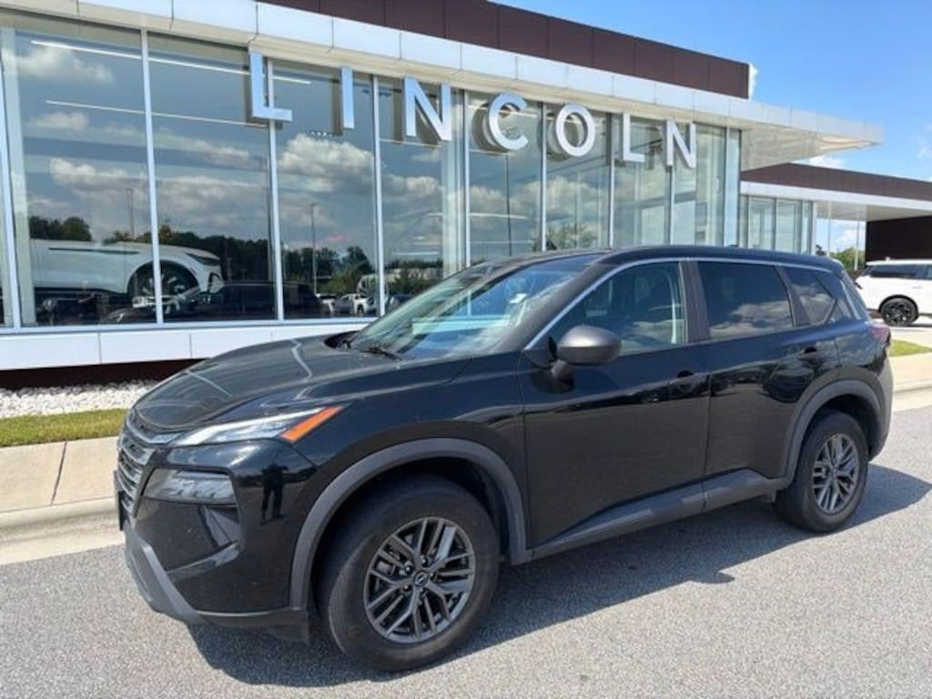 Used 2025 Nissan Rogue S AWD S
