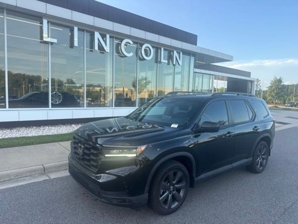 Used 2025 Honda Pilot Sport Sport AWD