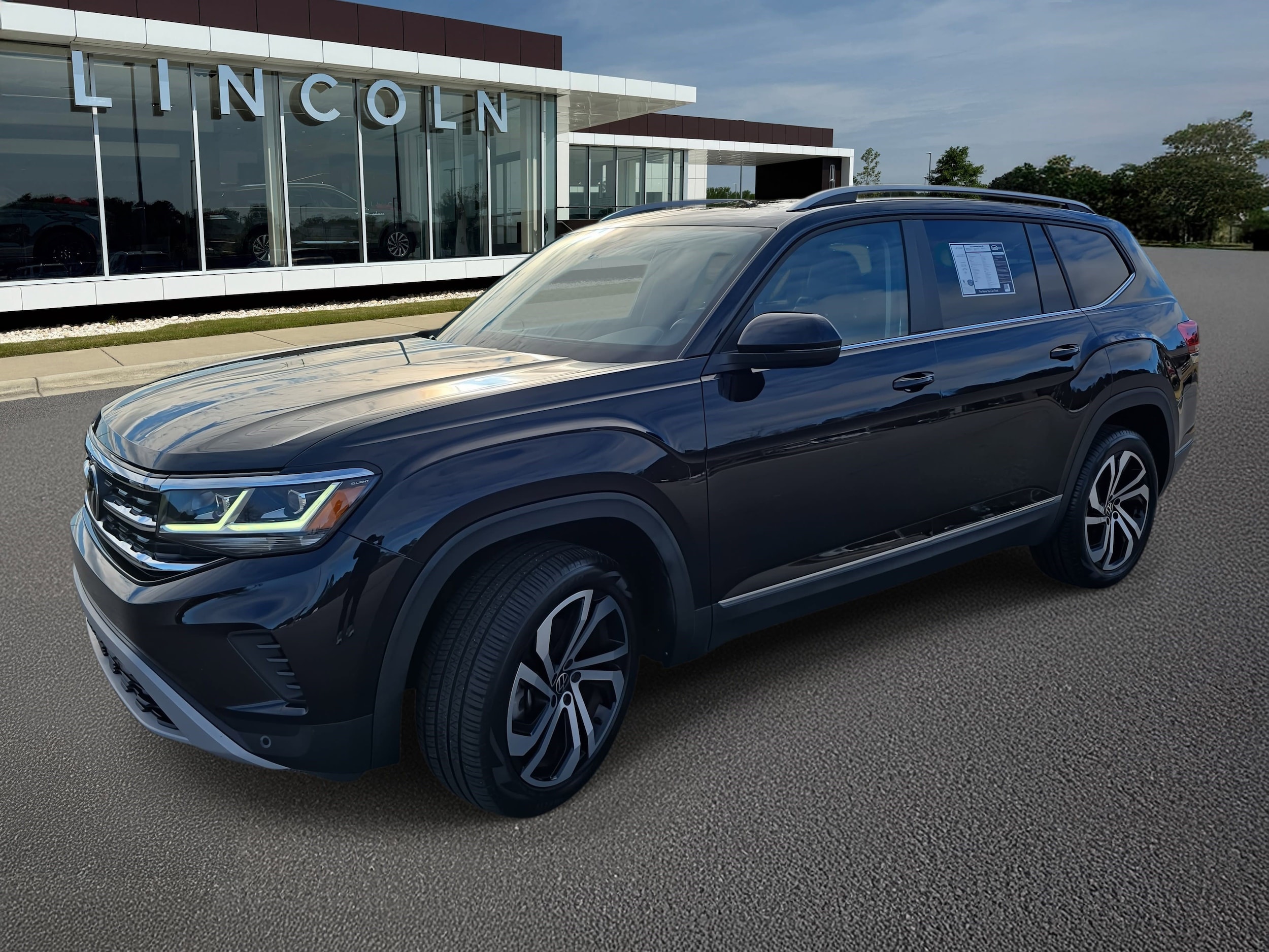 2022 Volkswagen Atlas SEL's photo