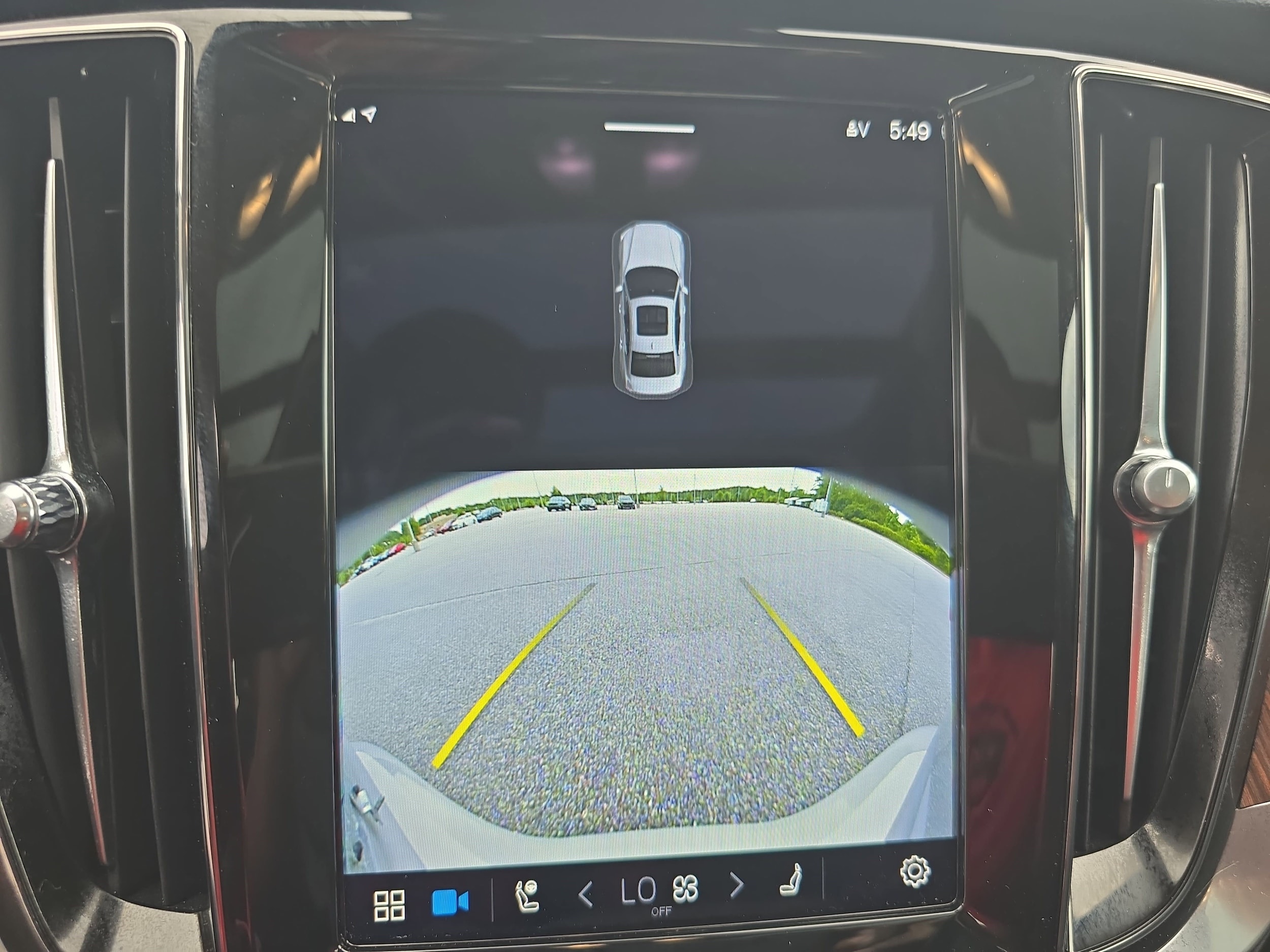 2023 Volvo S60 Plus - Photo 23