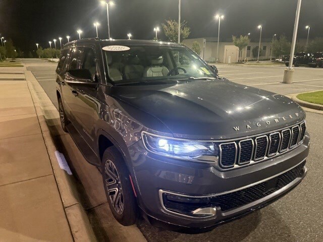 2023 Jeep Wagoneer L Base photo 4