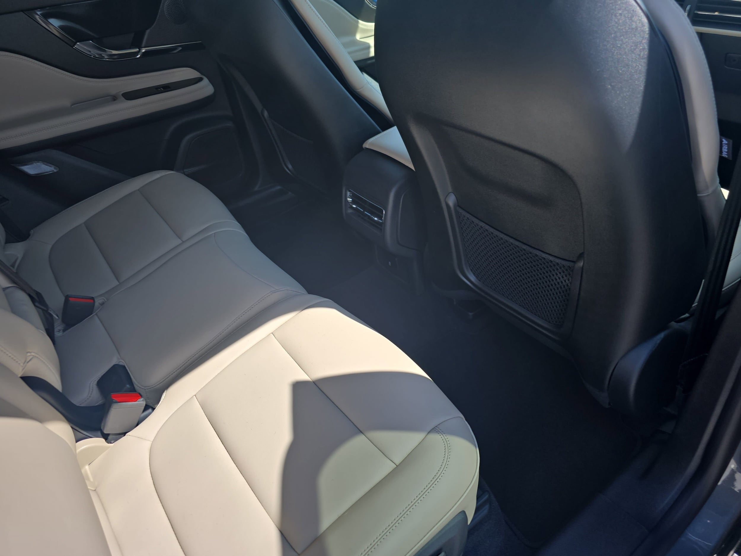 2026 Lincoln Corsair Premiere - Photo 11