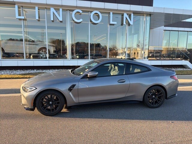 2022 Bmw M4 Coupe photo 2