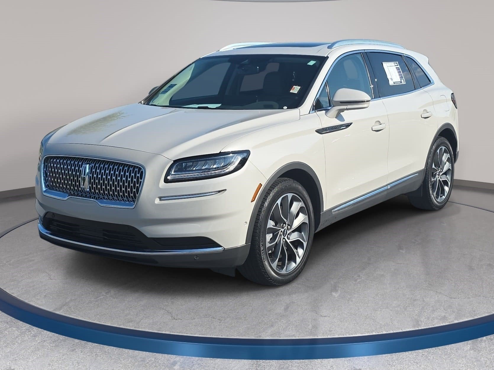 2023 Lincoln Nautilus Reserve FWD's photo